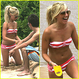 ashley-tisdale-hawaii.jpg